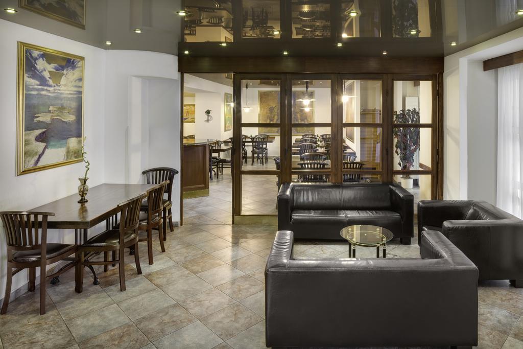 Hotel Otar Prága Kültér fotó