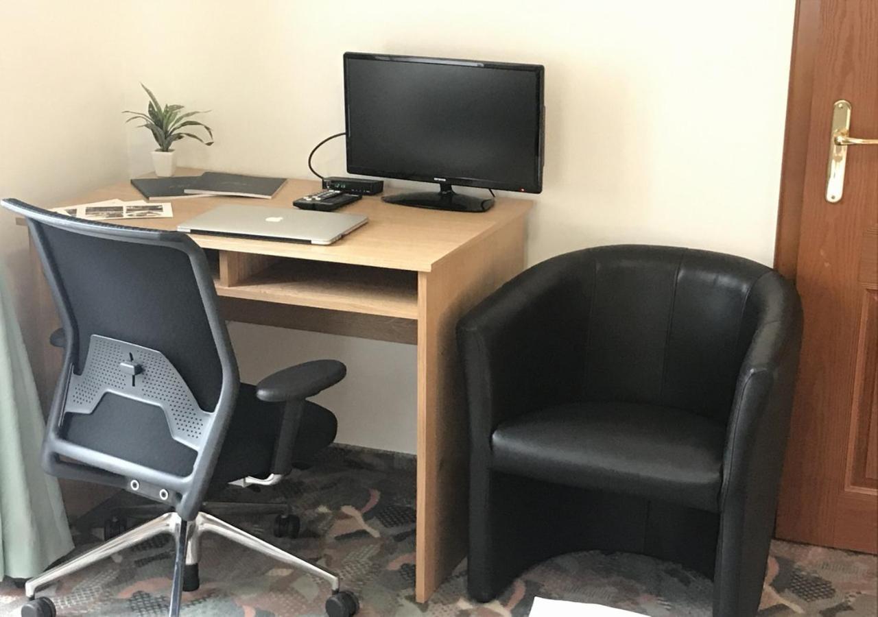 Hotel Otar Prága Kültér fotó